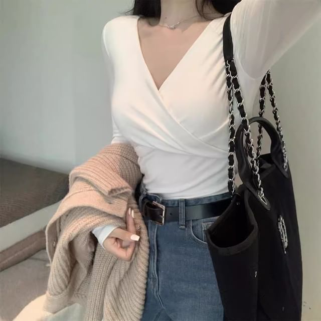 Yako-Long Sleeve V-Neck Plain Wrap Ruched Crop Top
