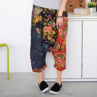 59 Seconds - Flower Pattern Panel Harem Pants | YesStyle