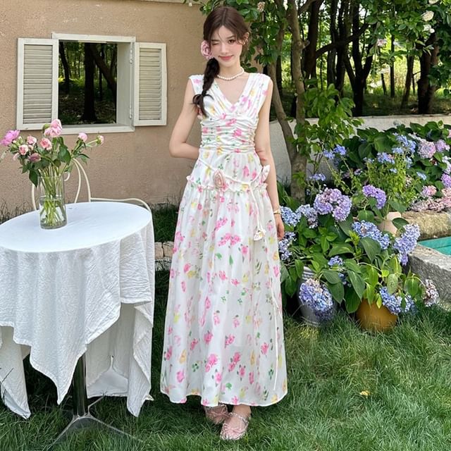 BOHEME - Sleeveless V-Neck Floral Ruched Maxi A-Line Dress | YesStyle