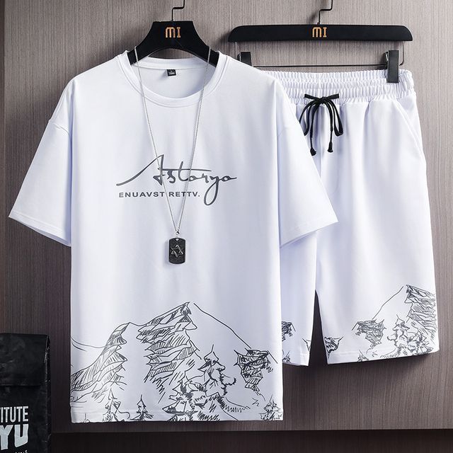 Short-Sleeve Graphic Print T-Shirt 