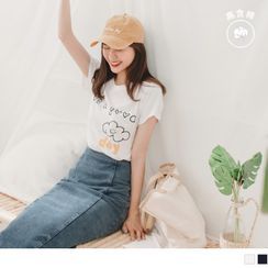 OrangeBear - Short Sleeve Printed T-Shirt OrangeBear - Short Sleeve Printed T-Shirt