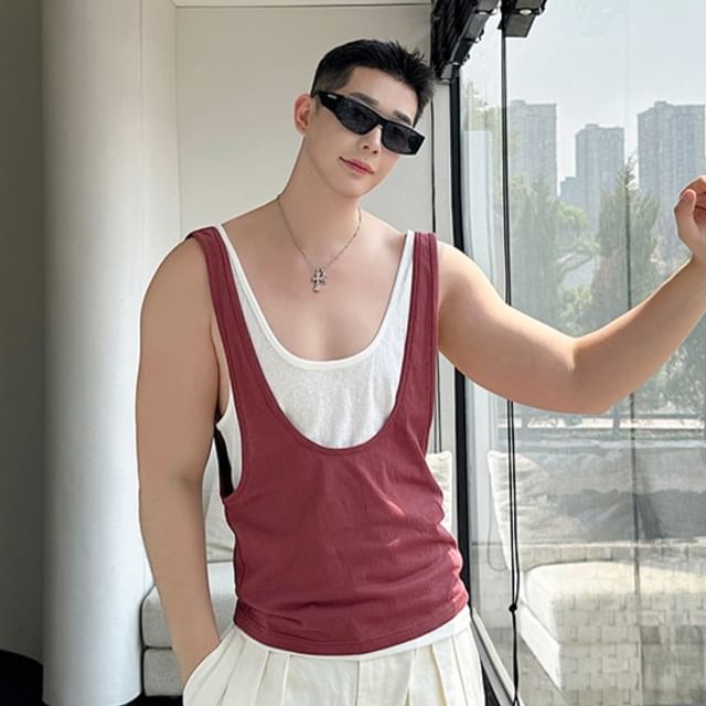 Freehop-Scoop Neck Two Tone Tank Top