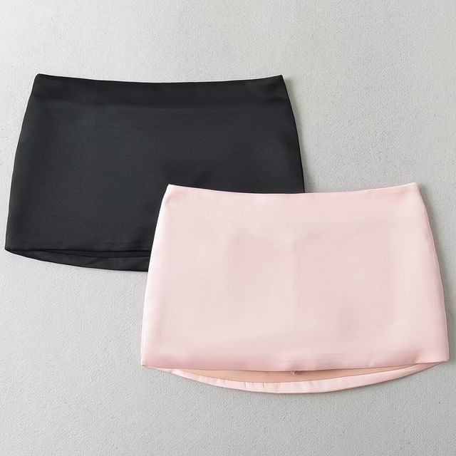 Asiris-Low Waist Plain Mini A-Line Skirt