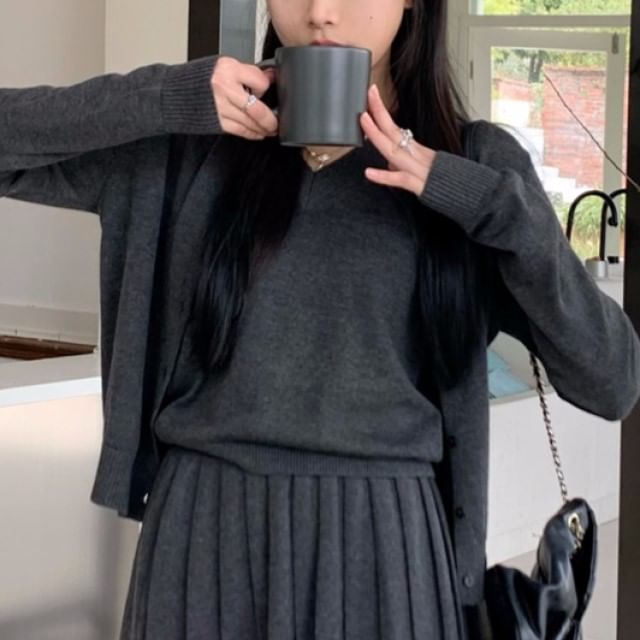 Dute-Plain Cardigan High Waist Pleated Mini A-Line Skirt V-Neck Tank Top