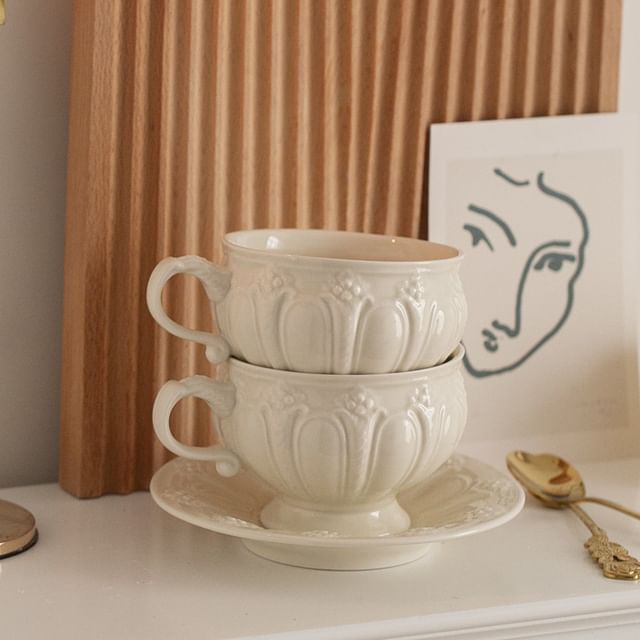 Archok-Retro Embossed Ceramic Drinking Cup Saucer Spoon Set