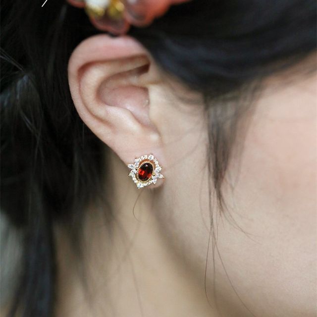 Phoenoa-Rhinestone Stud Earring