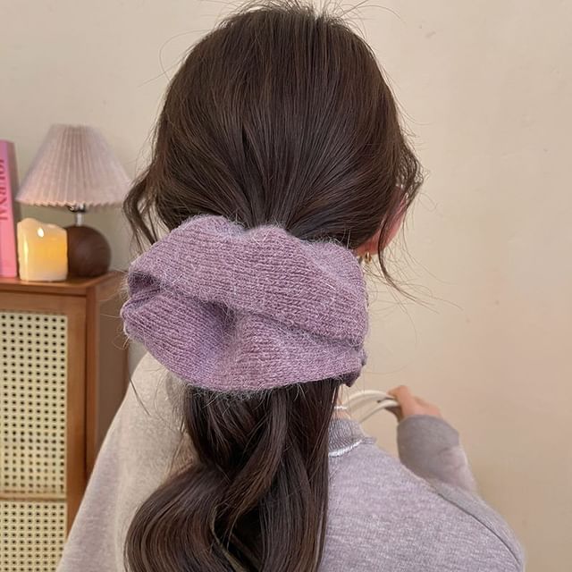 Show Mind-Plain Knit Scrunchie