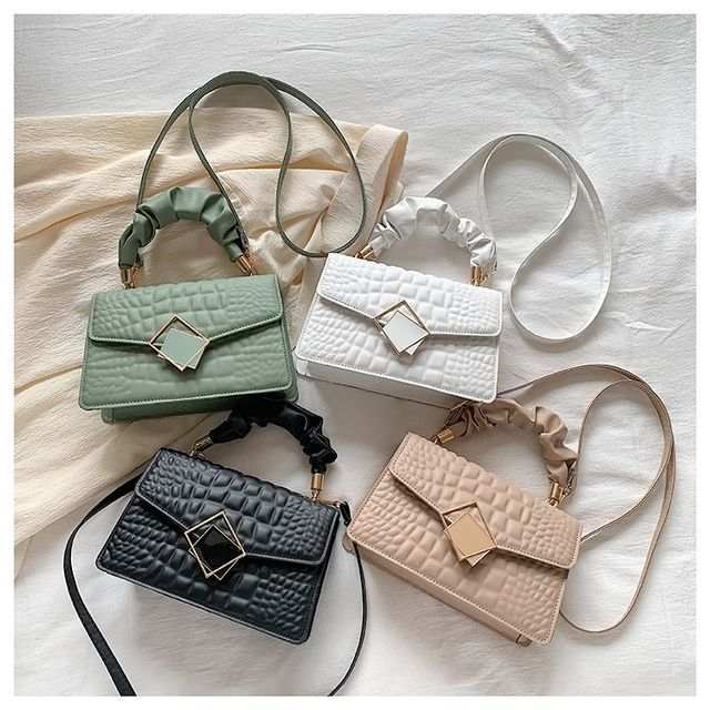 Basaran-Quilted Flap Crossbody Bag