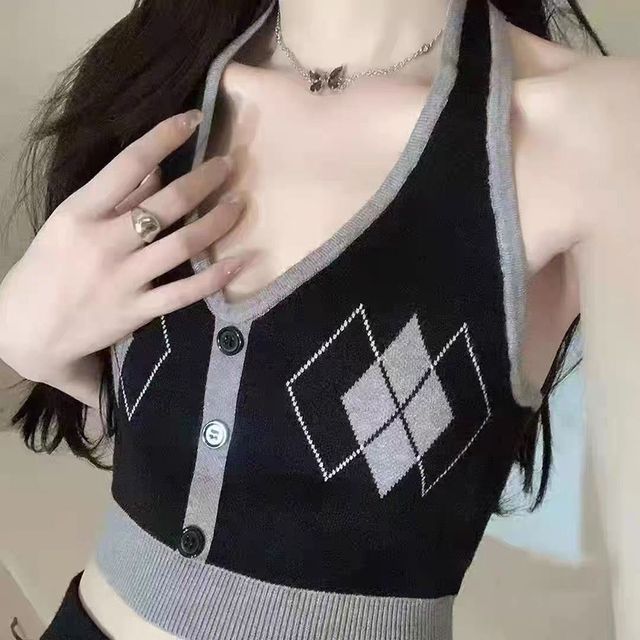 Everose-Halter Neck Button Accent Two-Tone Argyle Crop Sweater Vest