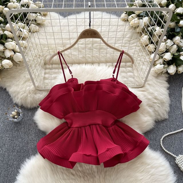 Lucuna-Plain Ruffle Trim Crop Cami Top