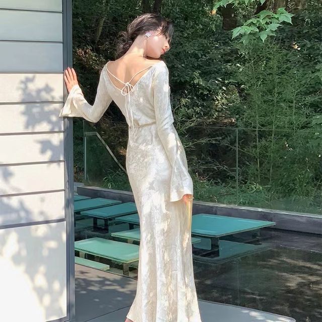long sleeve deep v neck prom dress Chic Long Sleeves Deep V-Neck Prom Party GownsSlit Party Gowns