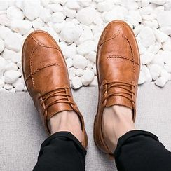 MARTUCCI - Stitched Panel Oxfords MARTUCCI - Stitched Panel Oxfords