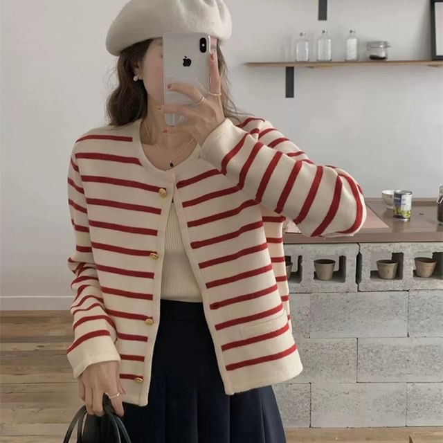 INEN-Striped Round Neck Cropped Cardigan