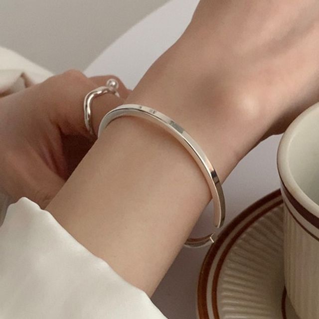 Hansha-Alloy Open Bangle