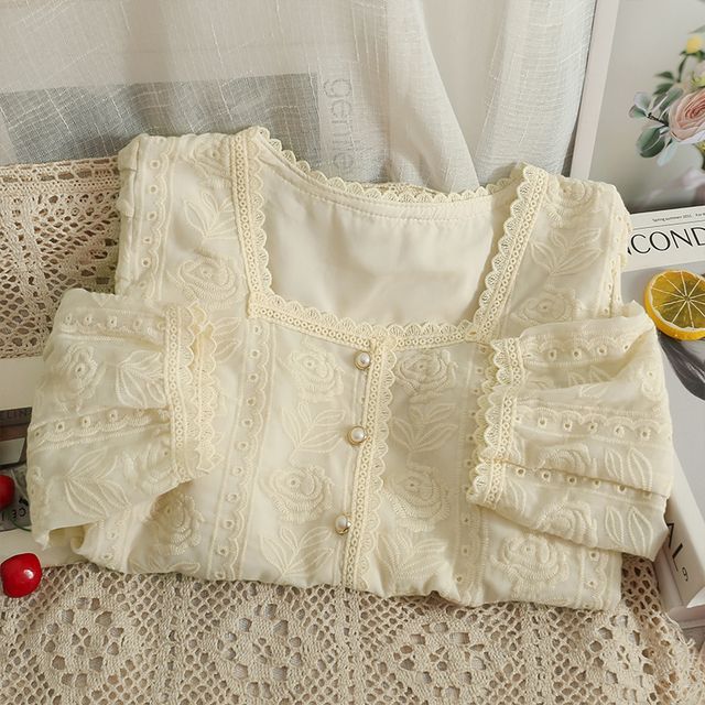 Lemongrass-Embroidered Square-Neck Crop Shirt