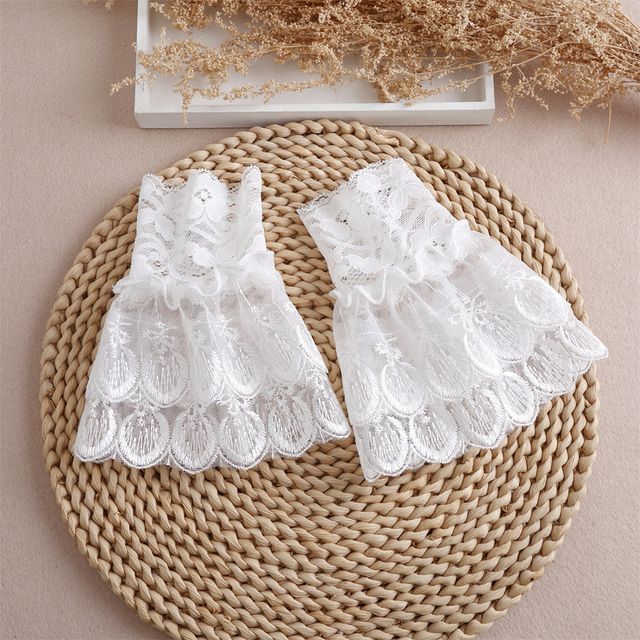 MIOW-Lace Decorative Wrist Cuffs