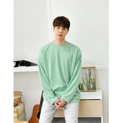 GERIO - Round-Neck Colored T-Shirt GERIO - Round-Neck Colored T-Shirt