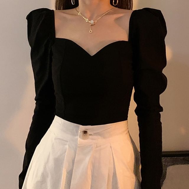 Cloud Nine-Long-Sleeve Sweetheart Neckline Plain Top
