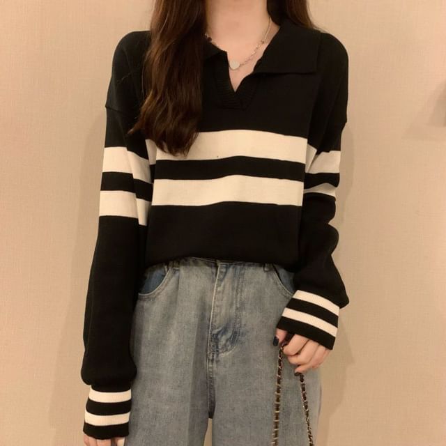 Sisyphi-Striped Polo Collar Oversized Sweater