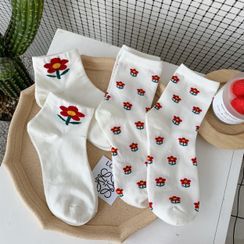 Olsin - Flower Print Socks Olsin - Flower Print Socks
