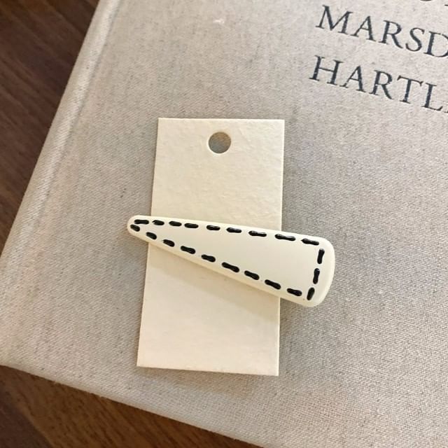BeDaisy-Stitching Design Hair Clip