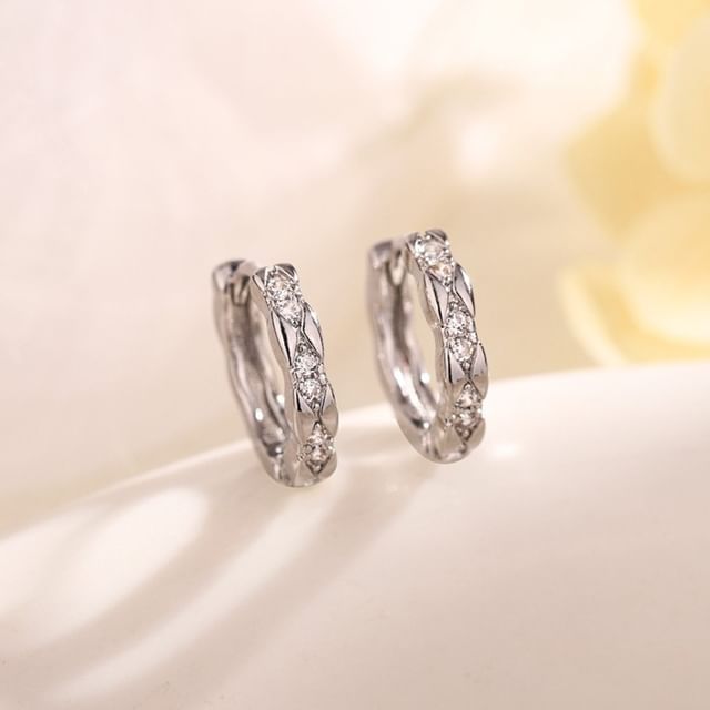Chimerro-Rhinestone Huggie Earring