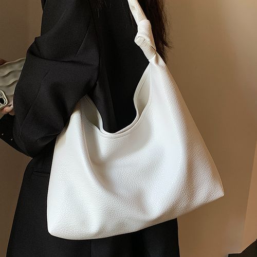 Lizzy - Set: Faux Leather Shoulder Bag + Pouch