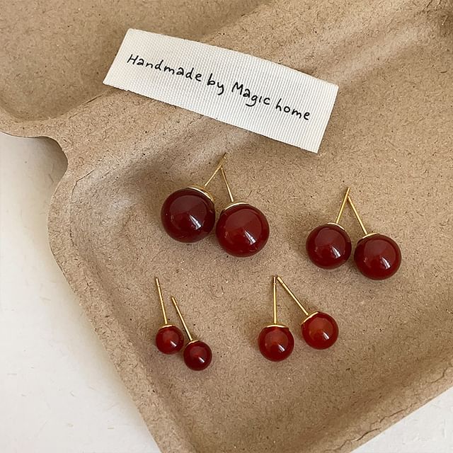 Panda Dama-Bead Stud Earring