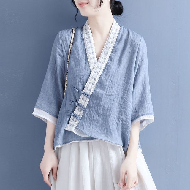 Inchioh-34-Sleeve V-Neck Blouse