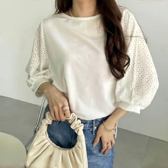 Supernova-Puff-Sleeve Crewneck Perforated Plain Blouse
