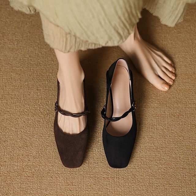 Cinnabelle-Chunky Heel Plain Mary Jane Pumps