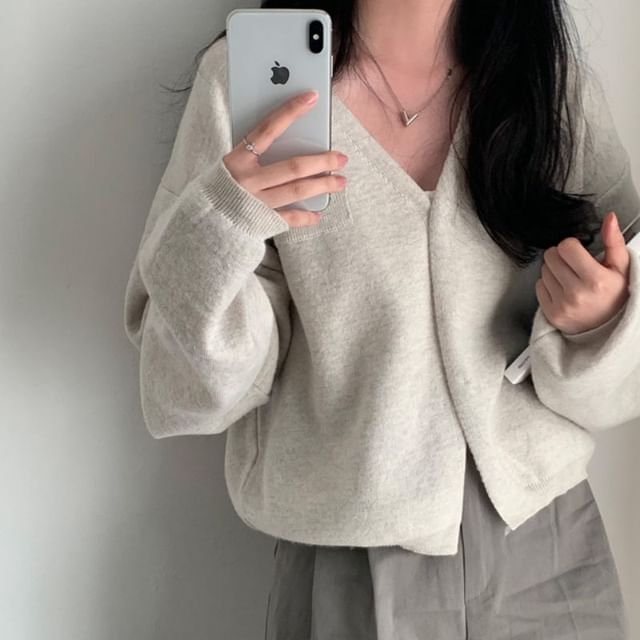 PINPI-V-Neck Button-Up Plain Cardigan