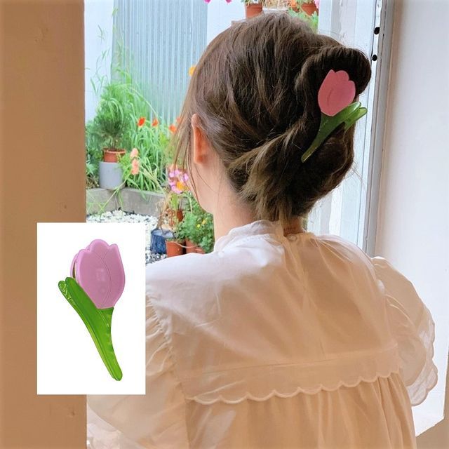 Nozomi Flower Hair Clamp YesStyle