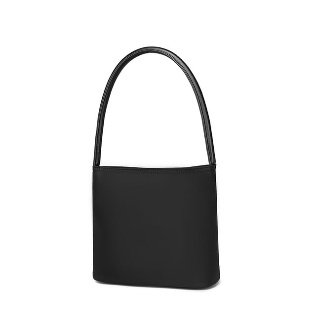 Melois-Plain Nylon Tote Bag
