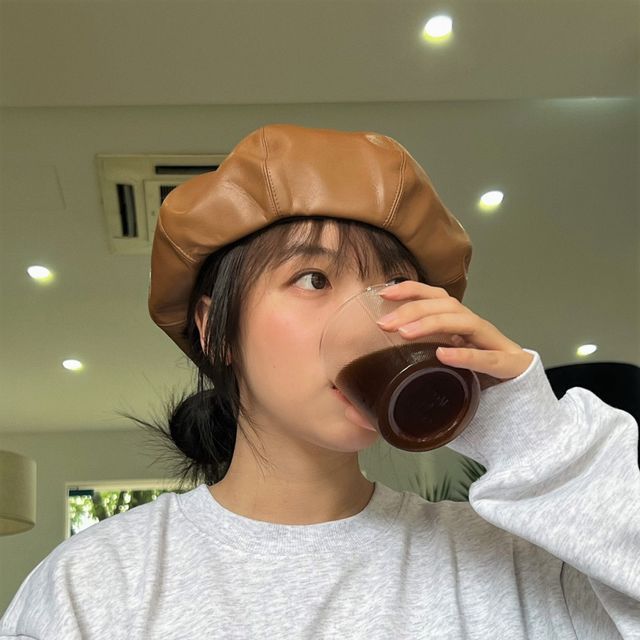 Hatrix-Faux Leather Beret Hat