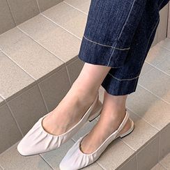 FROMBEGINNING - Square-Toe Ruched Slingback Flats FROMBEGINNING - Square-Toe Ruched Slingback Flats