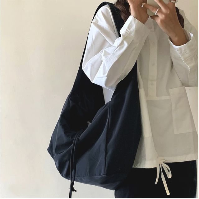 Bolso-Plain Nylon Drawstring Crossbody Bag