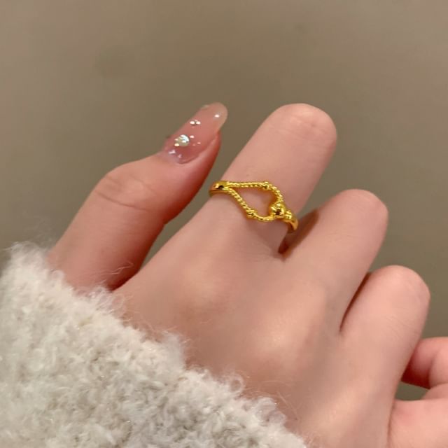 Show Mind-Layered Alloy Ring
