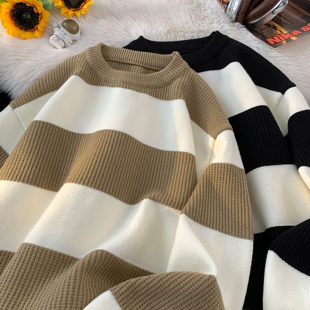 Bay Go Mall-Crewneck Two Tone Sweater