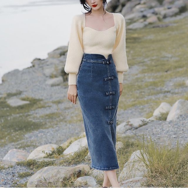 OOMOKU Set: Sweetheart Neck Plain Ribbed Sweater High Rise