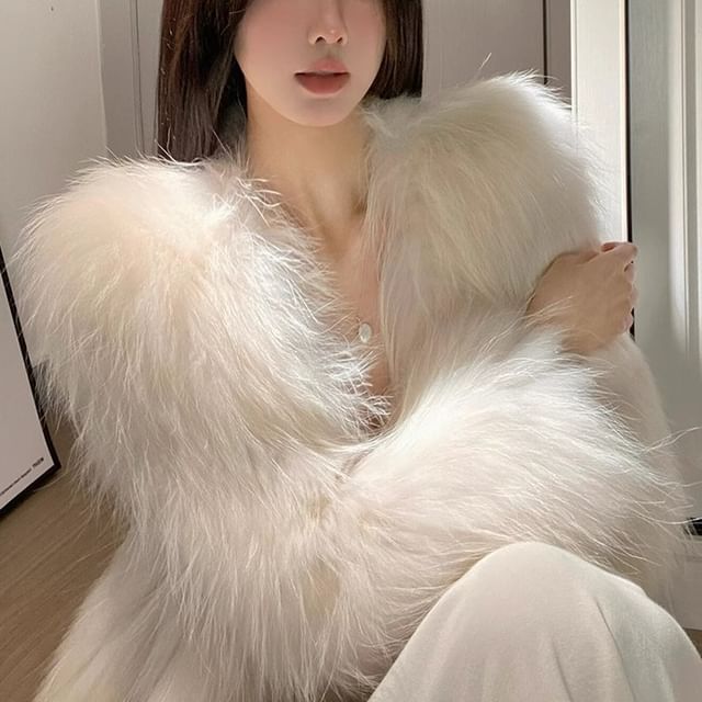 Metonymph-V-Neck Plain Faux Fur Jacket