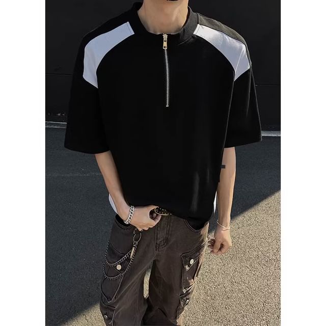 fluffush-Short-Sleeve Mock Neck Half-Zip Raglan T-Shirt