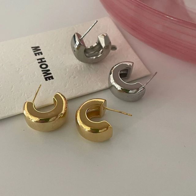 Seirios-Polished Alloy Open Hoop Earring