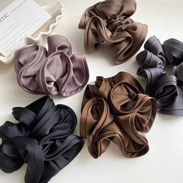 Koi Kawaii-Plain Ruffle Hair Scrunchie