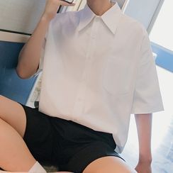 CHIC ERRO - Short-Sleeve Plain Shirt CHIC ERRO - Short-Sleeve Plain Shirt