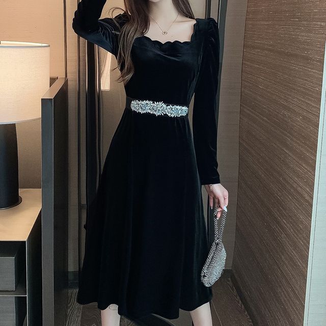 lace long sleeve black dress Lydia Black Dress