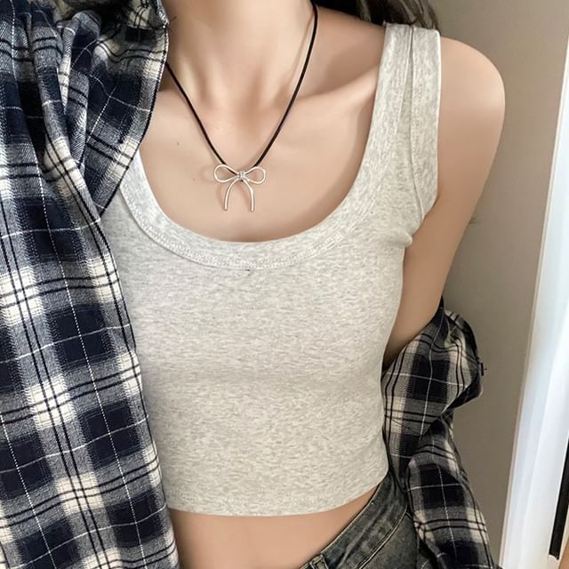 JVL-Scoop Neck Plain Crop Tank Top