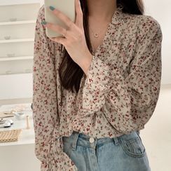 Moon City - Floral Print Bell-Sleeve Chiffon Blouse Moon City - Floral Print Bell-Sleeve Chiffon Blouse