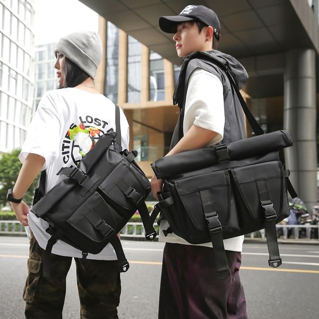 Hikuozy-Multi-Pocket Buckled Crossbody Bag