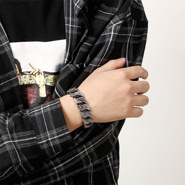 Tenri-Stainless Steel Debossed Bracelet